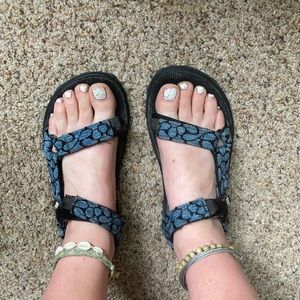 blue patterned teva sandals
